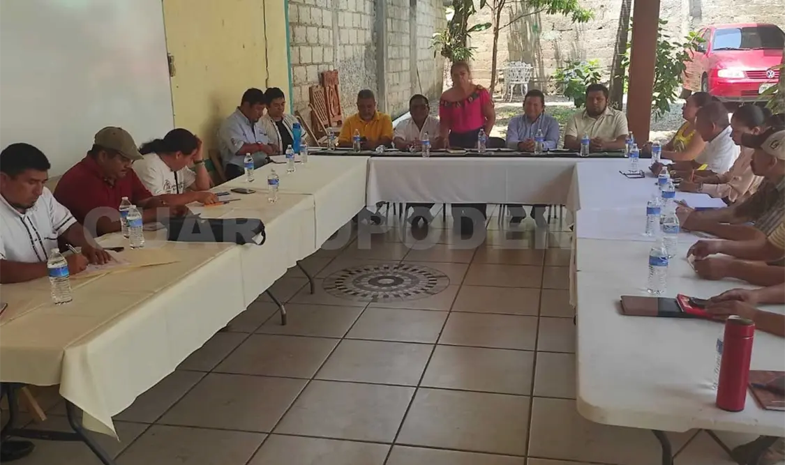 Asesoran sobre residuos a autoridades de Ocosingo