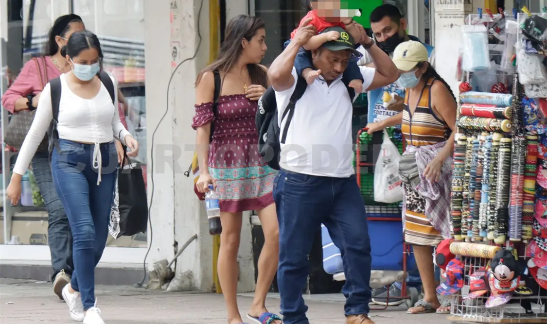 Padres y madres exigen atención de las autoridades
