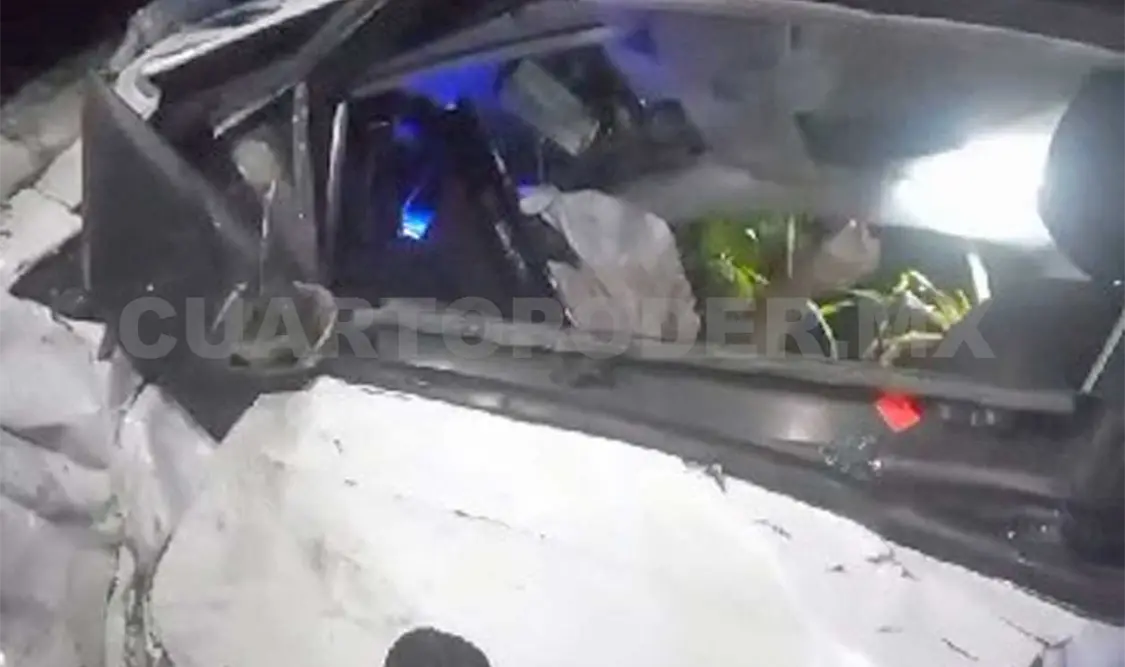 Patrulla de la GN invade carril y choca contra taxi