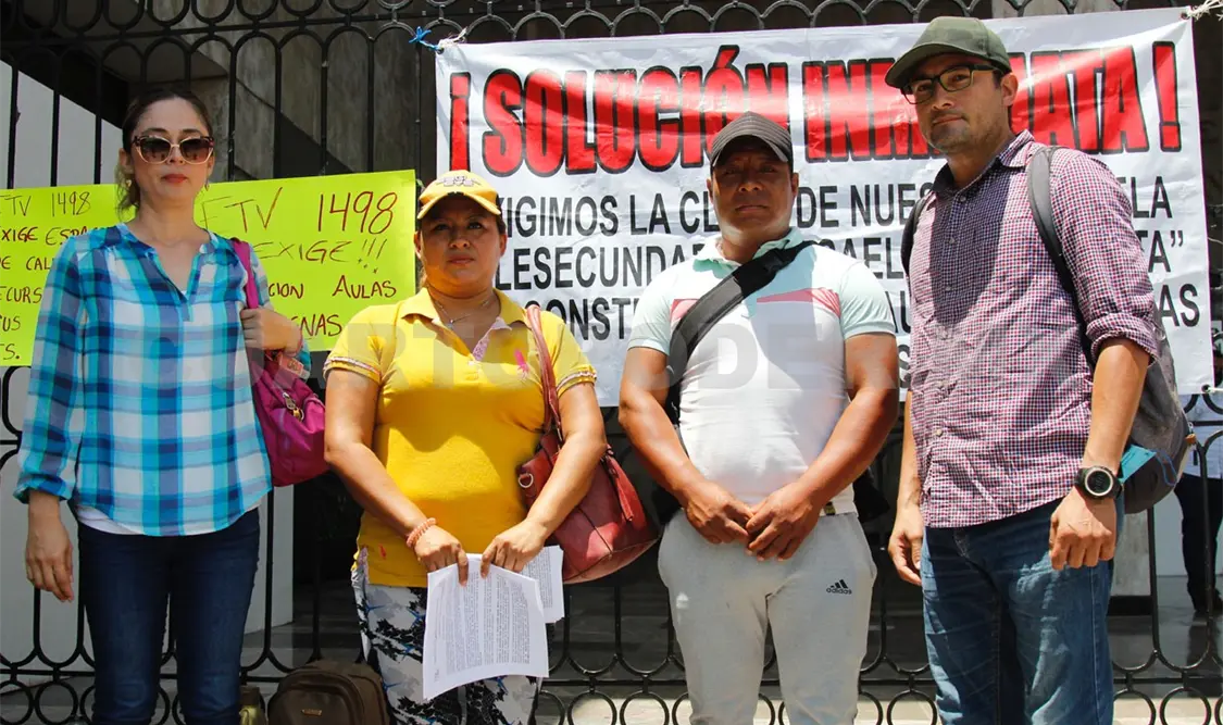 Denuncian negativa para liberar claves escolares