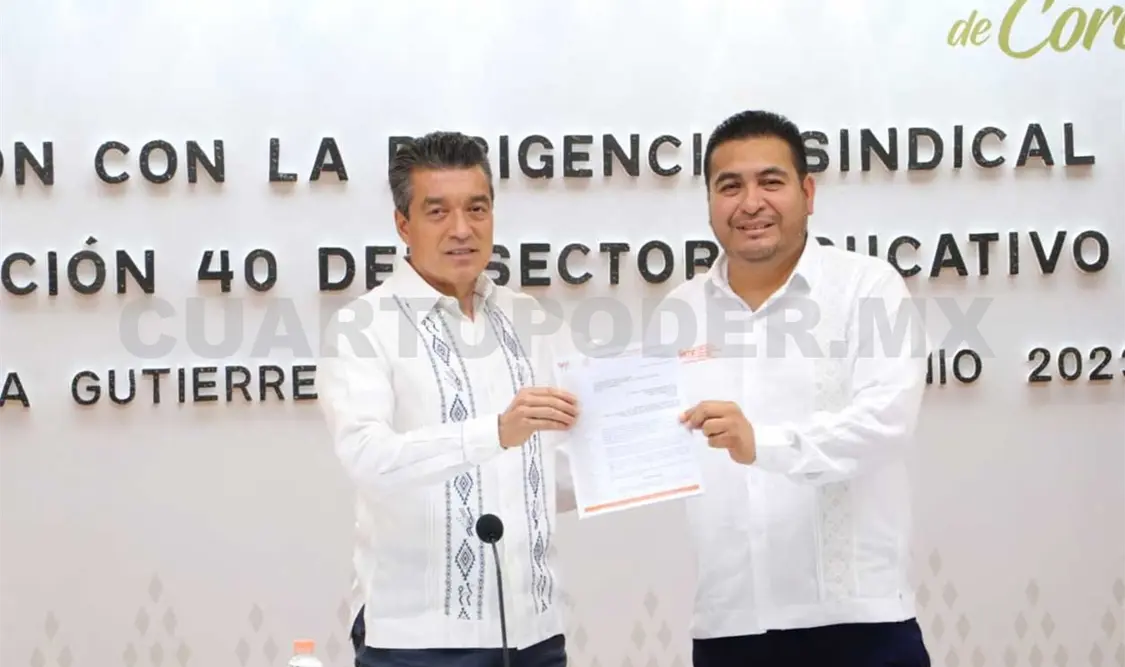 Avanza SNTE con entrega del pliego petitorio