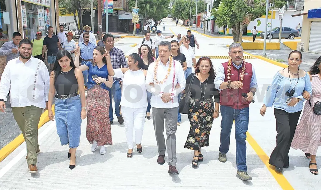 Sostuvo que en este gobierno de la Cuarta Transformación los recursos públicos se invierten a favor del pueblo. CP
