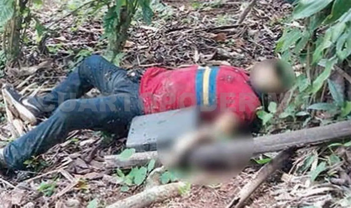 El cuerpo de un sujeto en avanzado estado de descomposición fue localizado en un predio en Tuxtla Chico. Cortesía