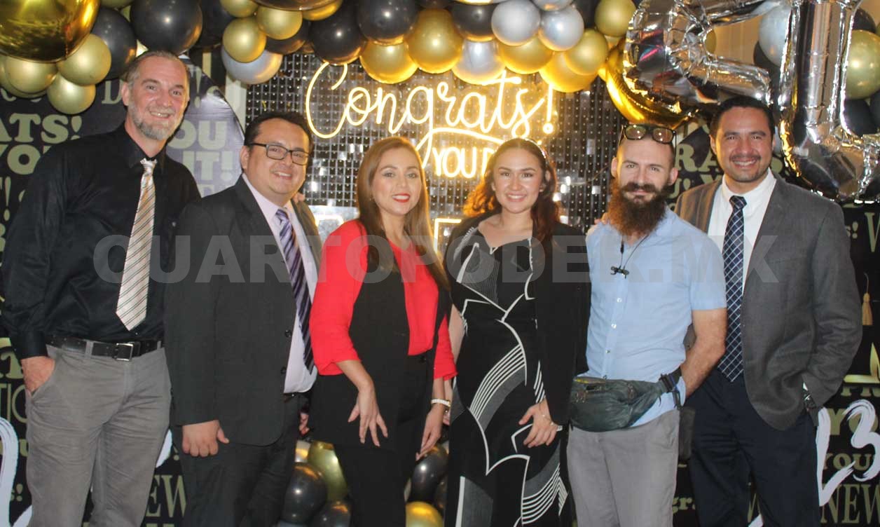 Cena gala para los graduados