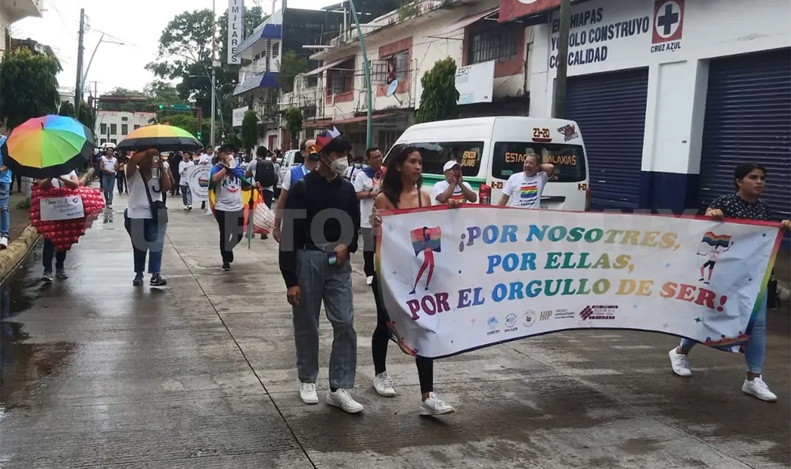 Comunidad LGBTIQPA+ acusa discriminación y xenofobia