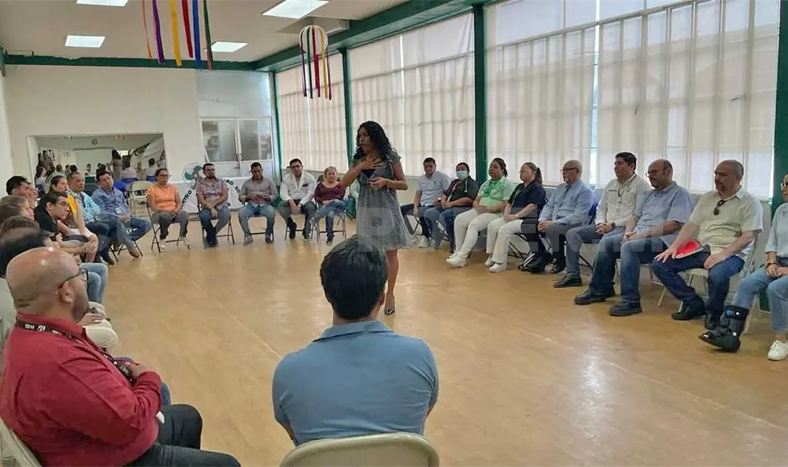 Capacitan sobre trato igualitario a poblaciones LGBTTTIQ+