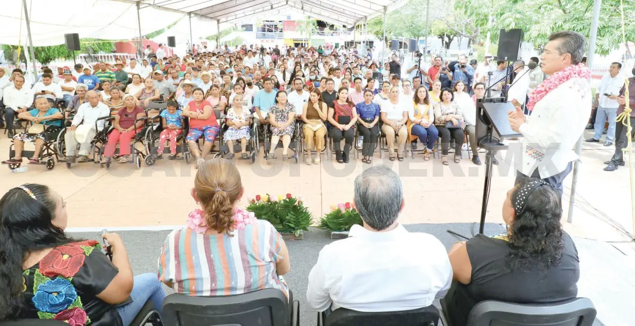 Escandón encabeza arranque de Entrega de Ayudas Técnicas