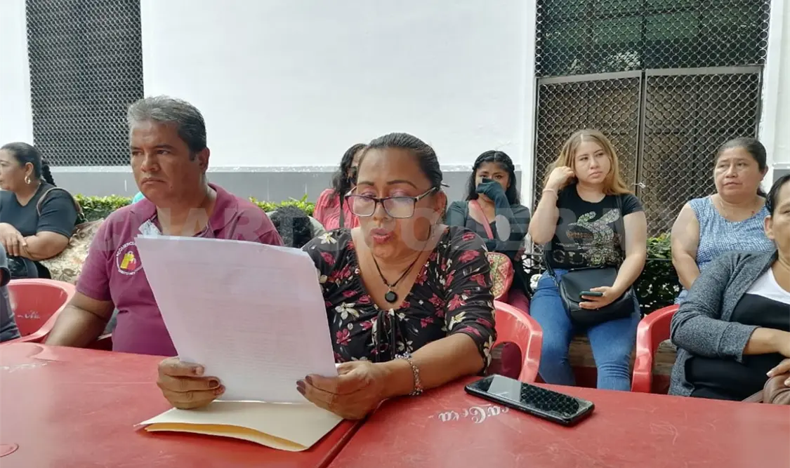 Colonos denuncian fraude de predios