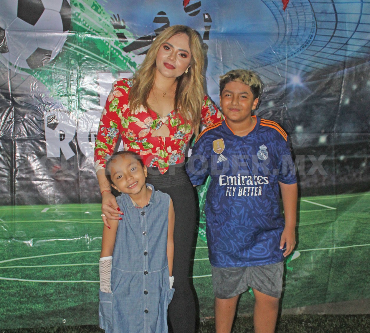 Fiesta futbolera para Luis
