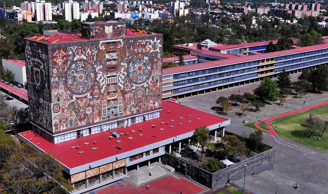 A partir de 2008 la UNAM empezó a realizar el cambio para aquellos alumnos que así lo solicitan. Cortesía