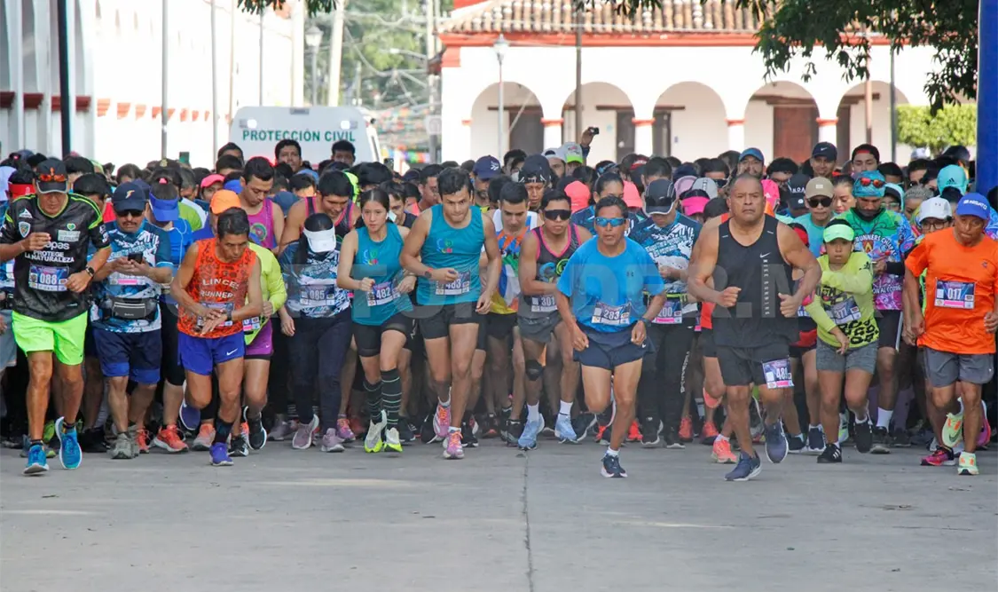 Celebran en Chiapa Carrera de Aniversario