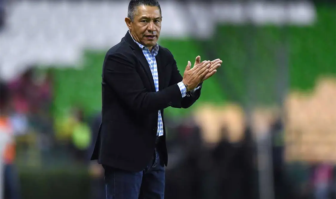 Ambriz, la opción para la selección mexicana