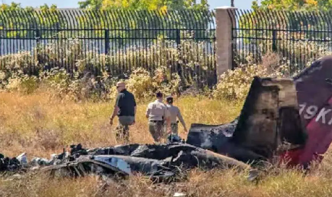 Los seis pasajeros, aún no identificados, fueron declarados muertos en el lugar. Cortesía
