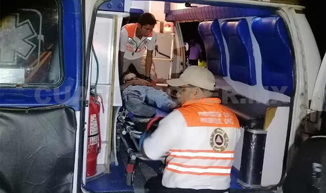Fuentes oficiales mencionaron que al menos tres personas resultaron lesionadas en el accidente carretero. Genaro Sánchez / CP