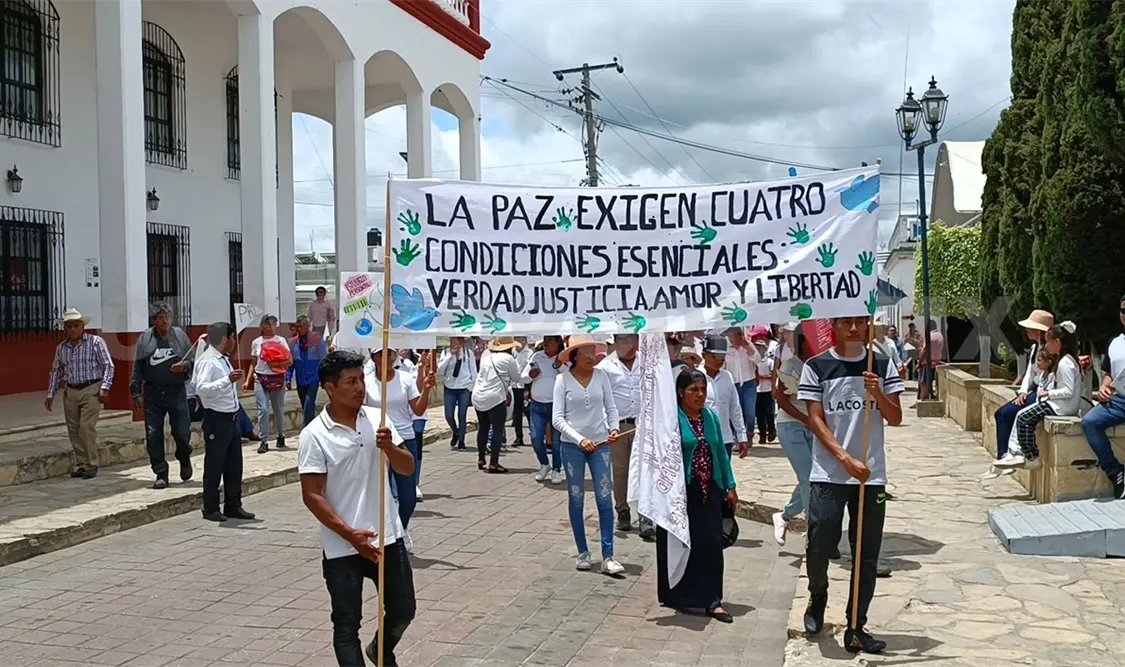 Marcha por la paz; piden un alto a la violencia