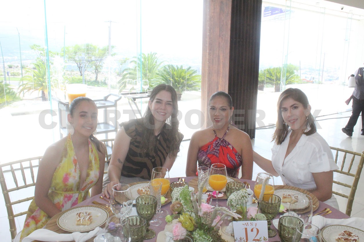 Jury en la dulce espera de María