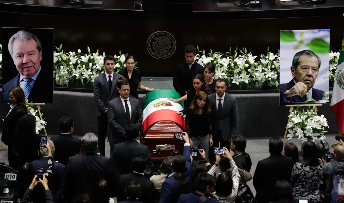 Dan último adiós a Muñoz Ledo