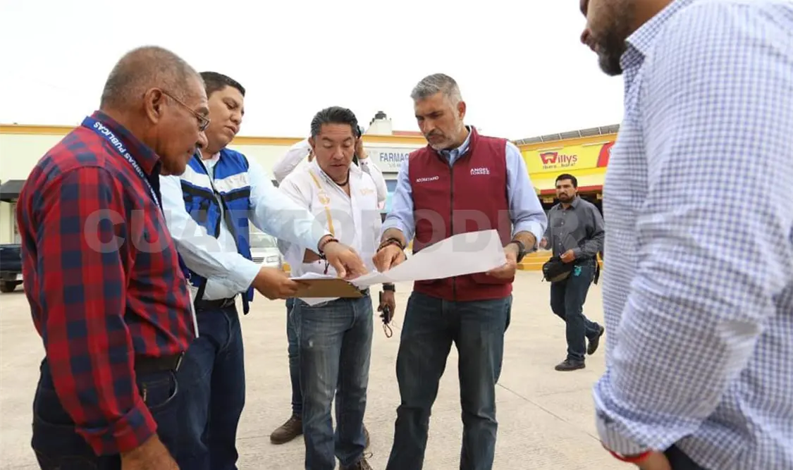 Realiza Torres visita de sitio para obra de pavimentación