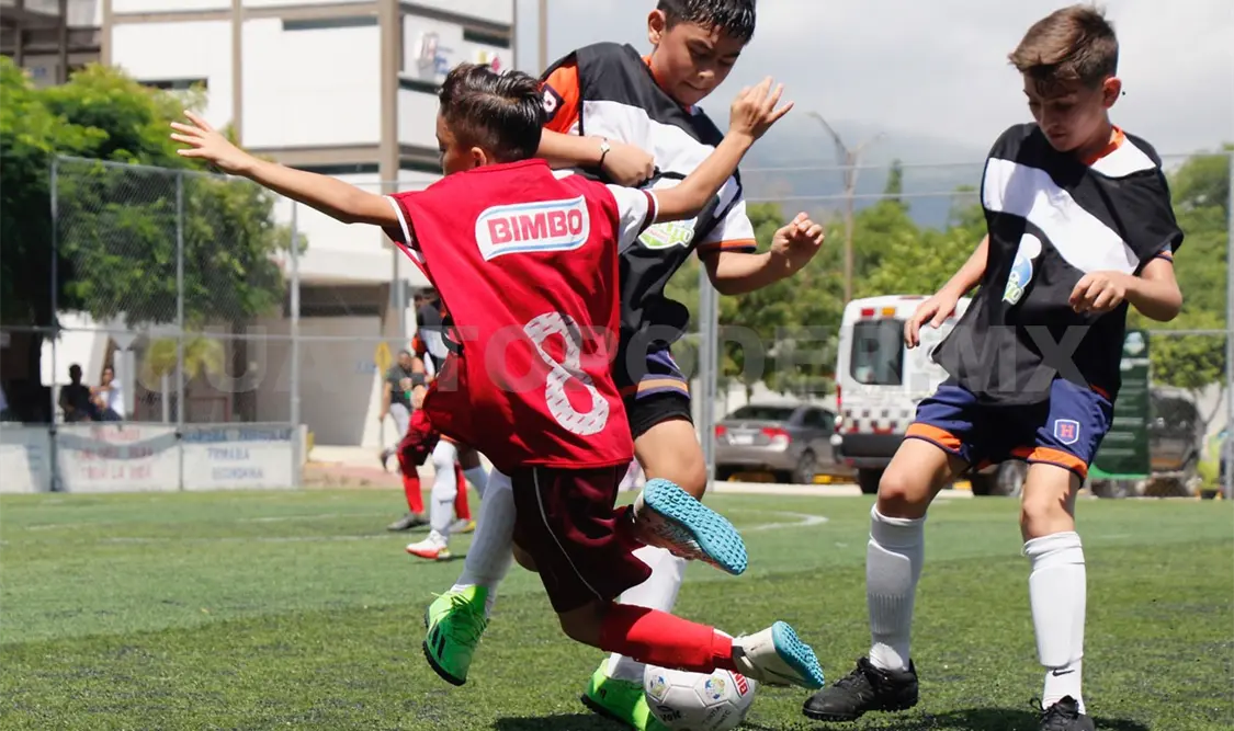 Definen semifinales del Futbolito Bimbo
