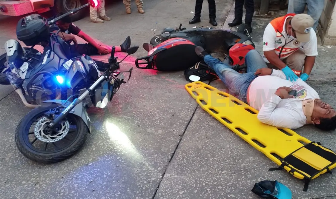 Accidente mañanero: Par de motoristas con lesiones