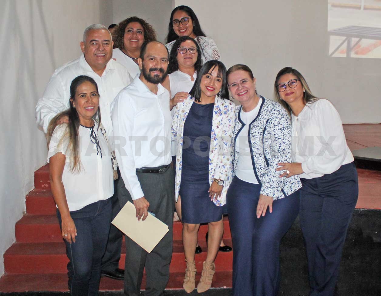Concluyeron la preparatoria