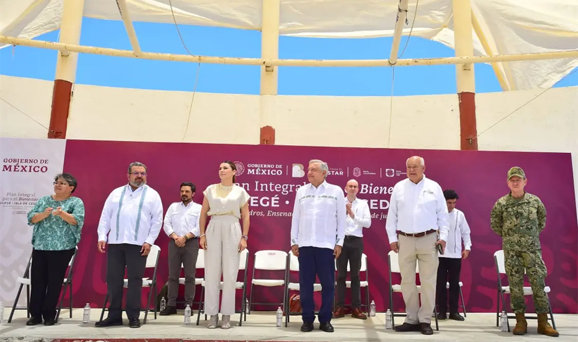 Destaca AMLO la fortaleza del peso