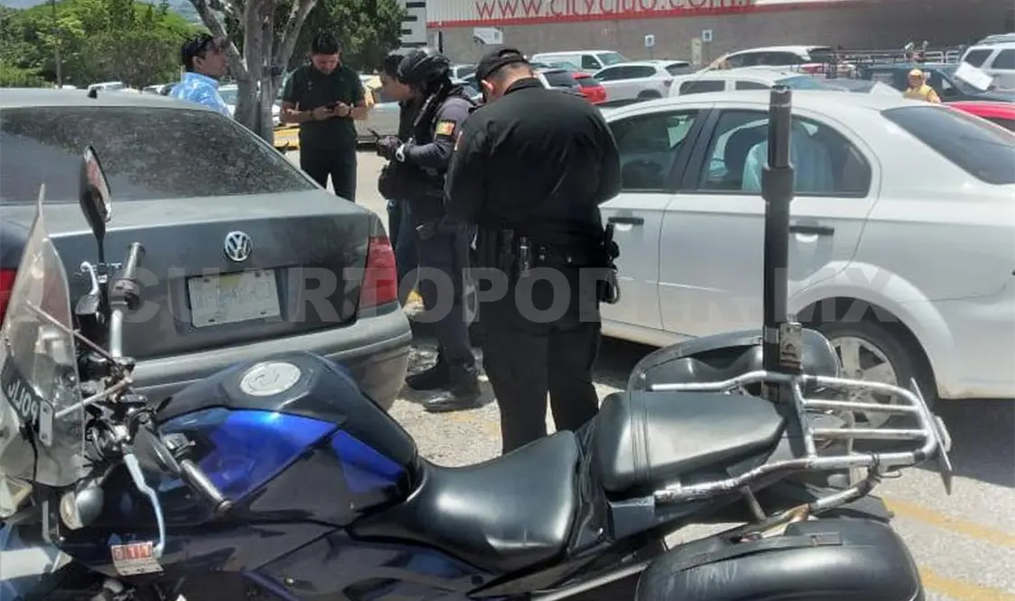 Iba a depositar 60 mil pesos y es asaltado en plaza