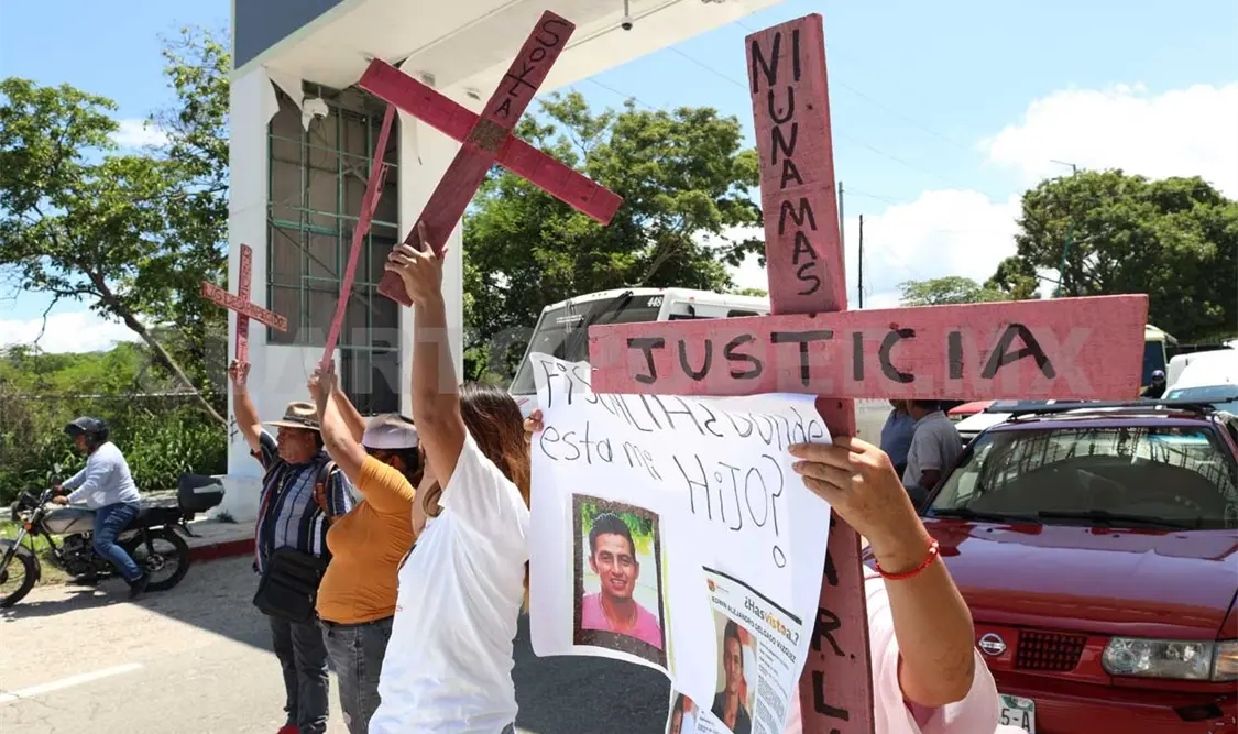 Cumplen madres de desaparecidos 10 días de protestas