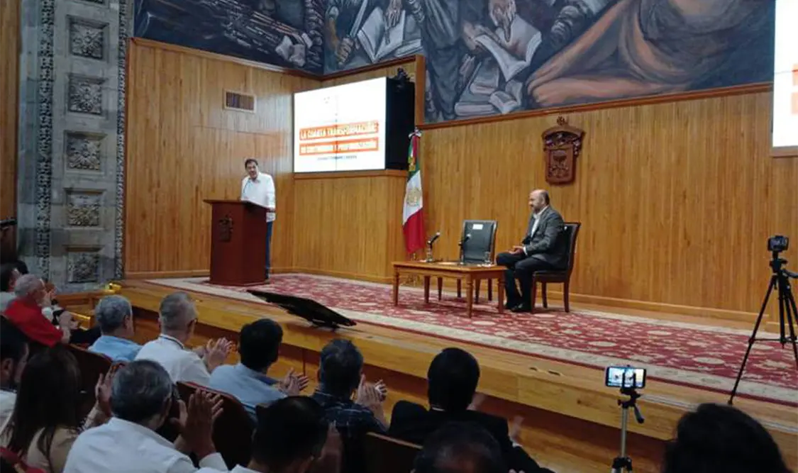 Noroña, a favor de UdeG y en contra de violencia a mujeres