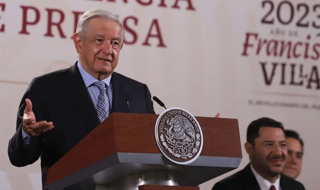 Obrador denuncia favoritismo hacia bloque conservador