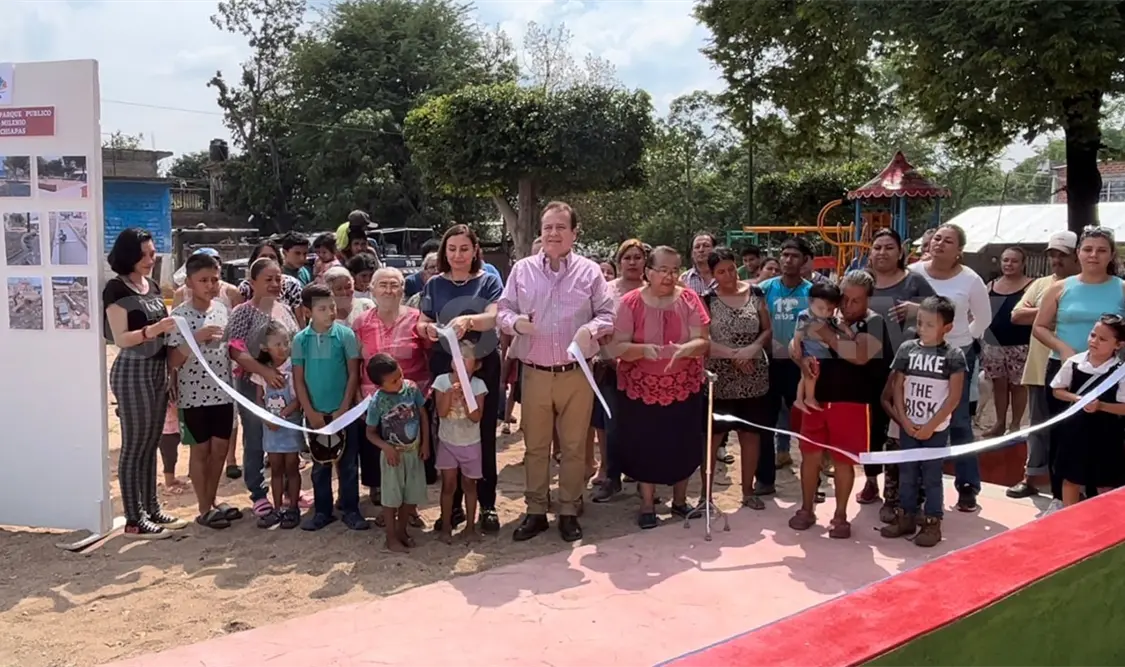 Mariano Rosales entrega parque recreativo