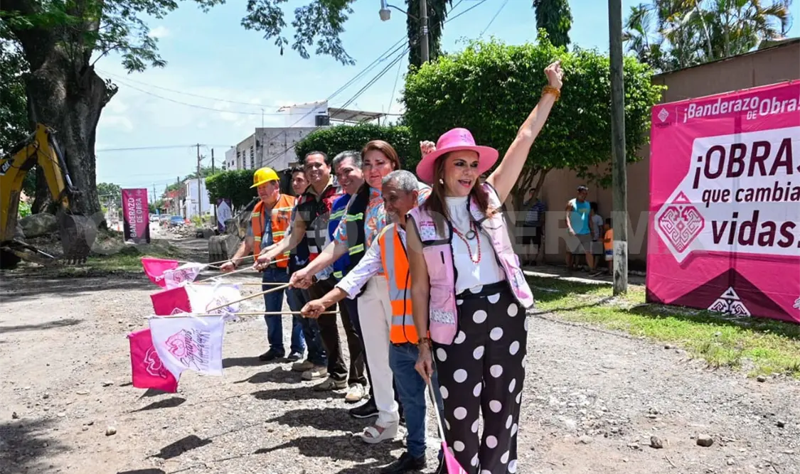 Rosy Urbina inicia obra de vialidades y parque lineal