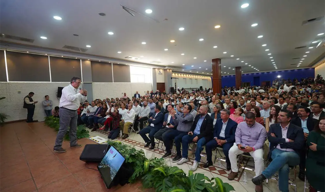 Le gané a la derecha en CDMX: Ebrard