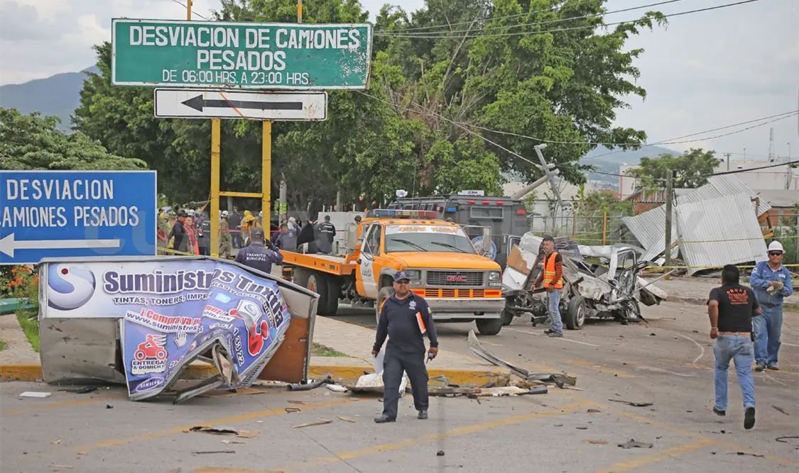 Demandan estrategia de seguridad en carreteras