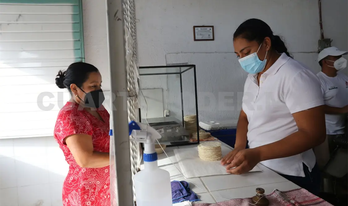 Tortilleros llaman al diálogo ante crisis de insumos