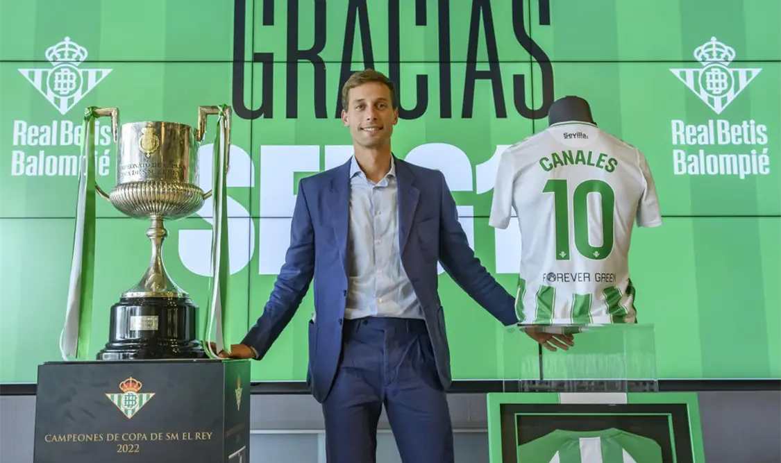 Es oficial la llegada de Sergio Canales