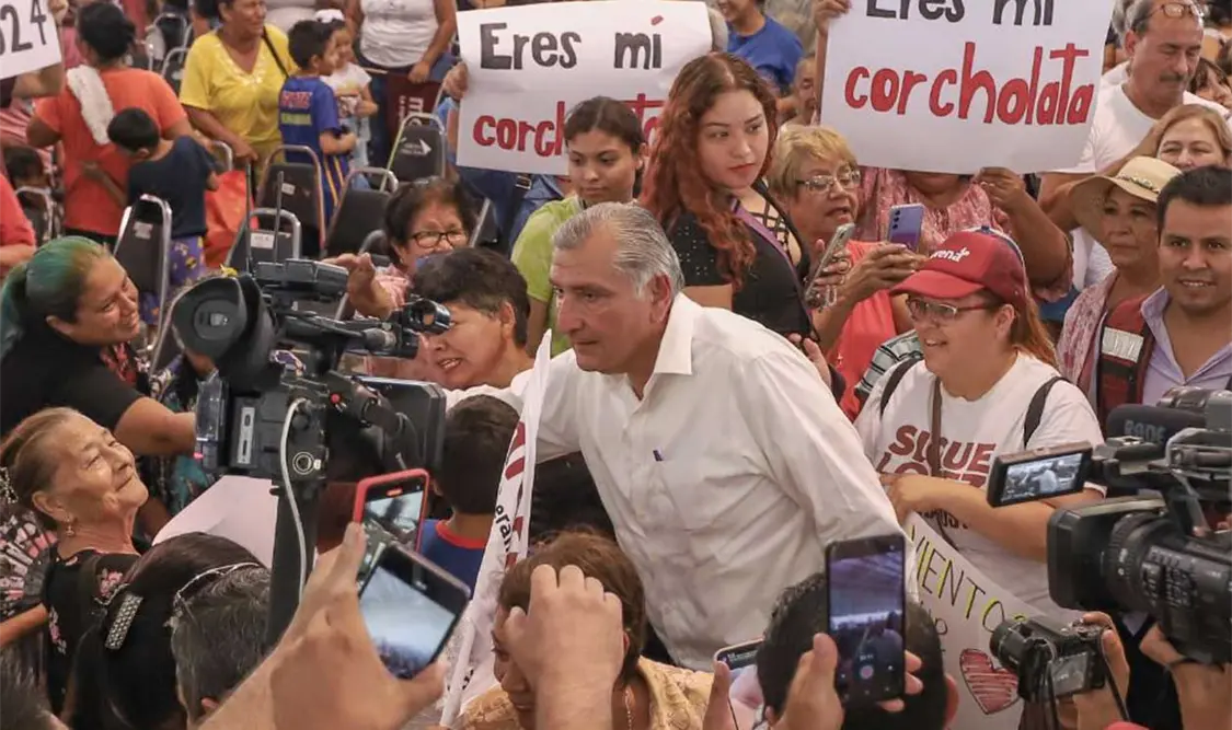 Realiza Adán gira intensa en el país