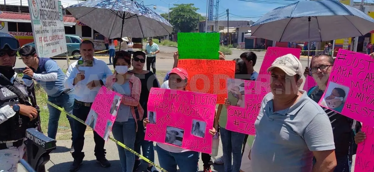 Bloquean calles; exigen justicia por atropellado