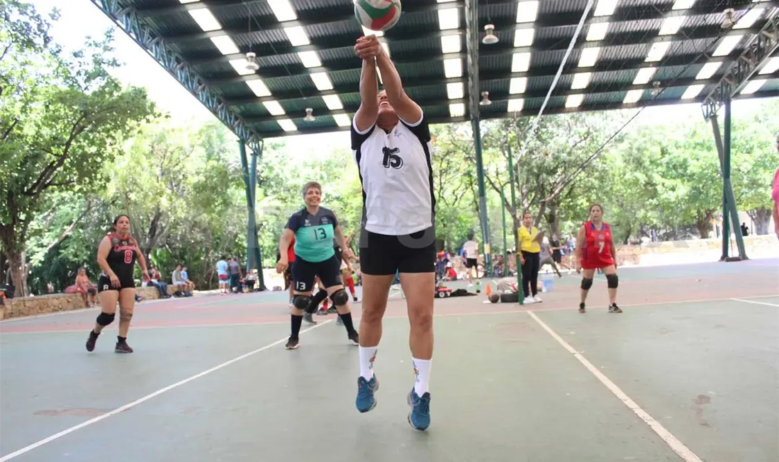 Elite comanda el nuevo torneo