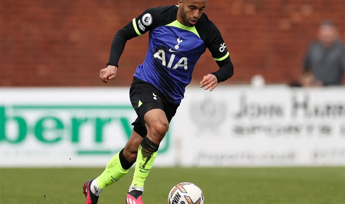 El sueldo que persigue Moura con Monterrey