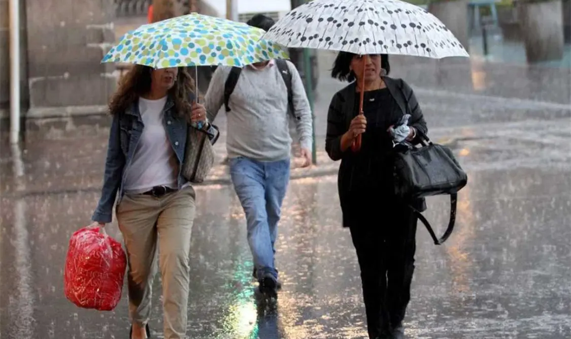 La intensa onda tropical núm. 17 recorrerá el fin de semana el sur de México. Cortesía