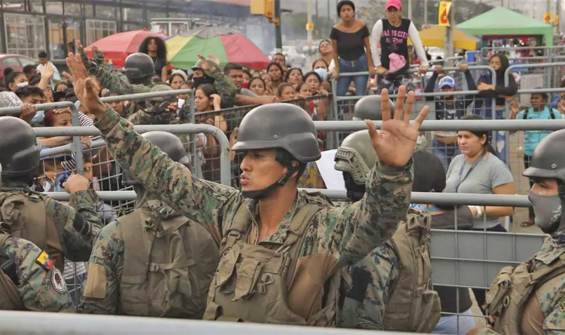“La inseguridad y la violencia en Ecuador están desbordadas”, dijo politólogo Sebastián Mantilla. Cortesía