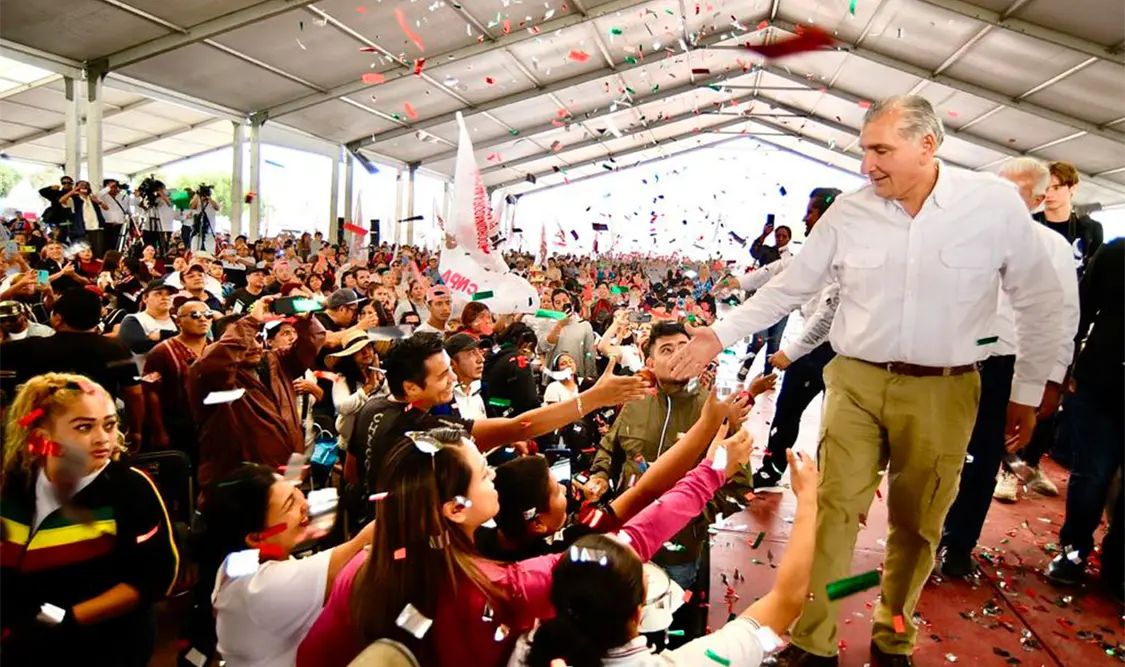 Inicia Adán su séptima semana de recorridos
