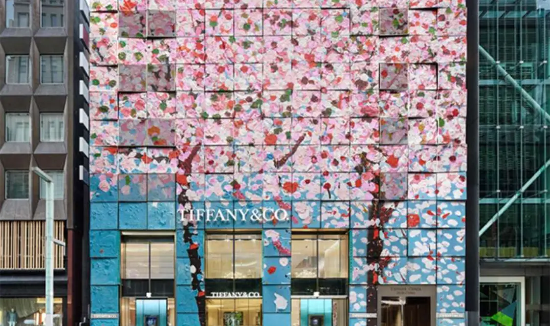Tiffany recibe el toque de Damien Hirst