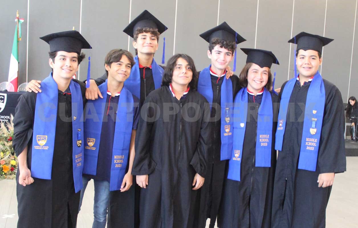 Emotiva ceremonia de graduación