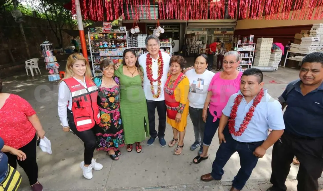 Celebra edil el 30.° aniversario del Mercado de los Ancianos