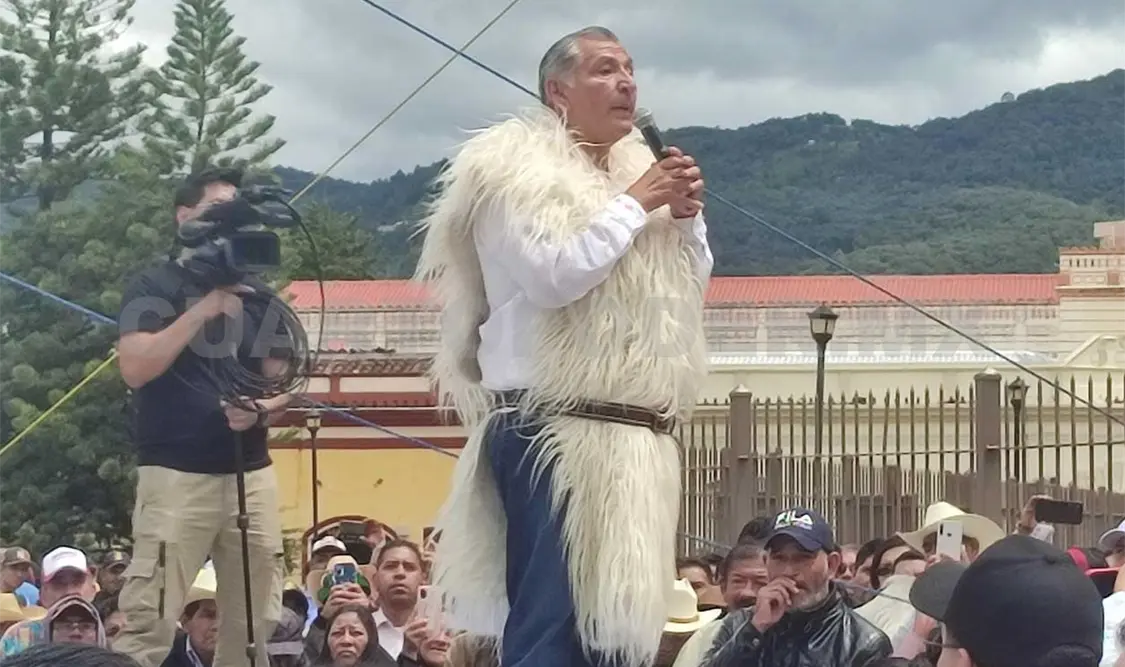 Me comprometo a defender la educación: Adán Augusto