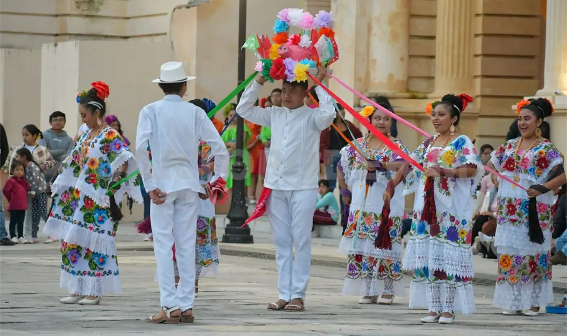 Realizan presentaciones artísticas en San Cristóbal