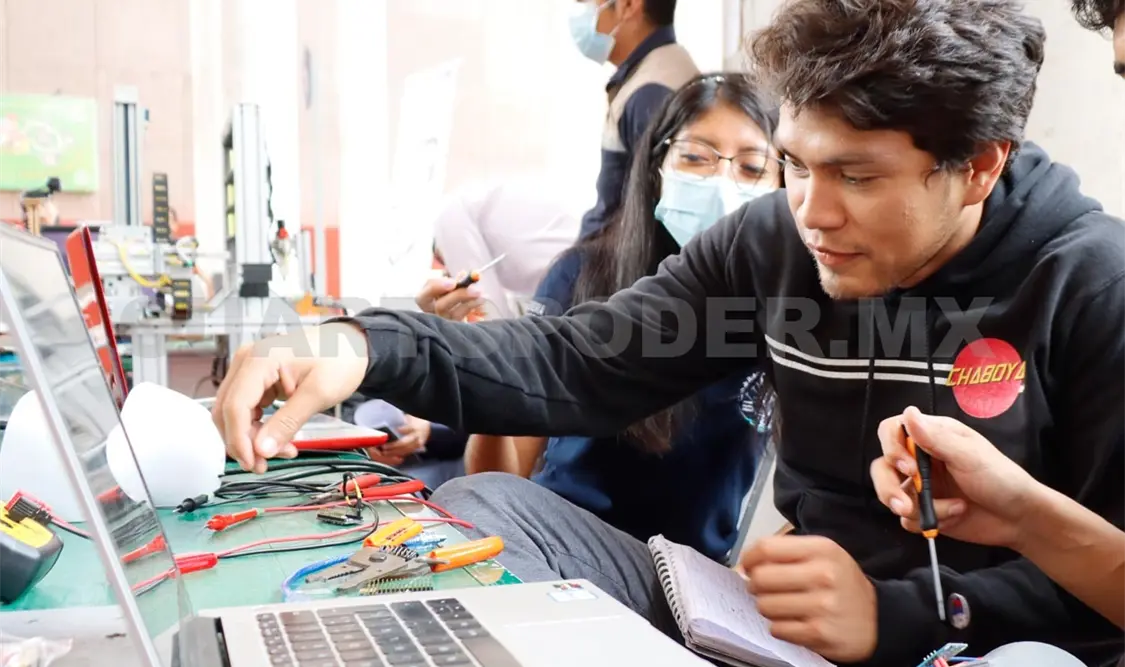 Con una computadora y acceso a internet es posible acceder a herramientas gratuitas de la IA. Diego Pérez / CP