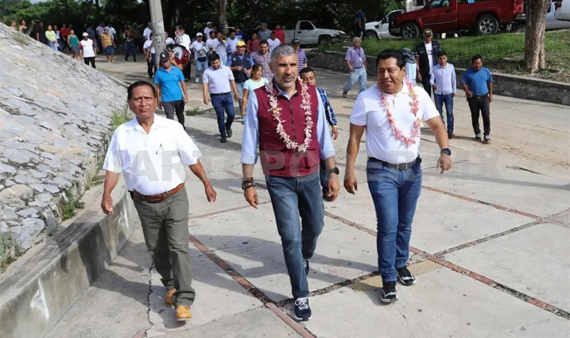 El titular de Obras Públicas y el alcalde encabezaron las actividades. Cortesía